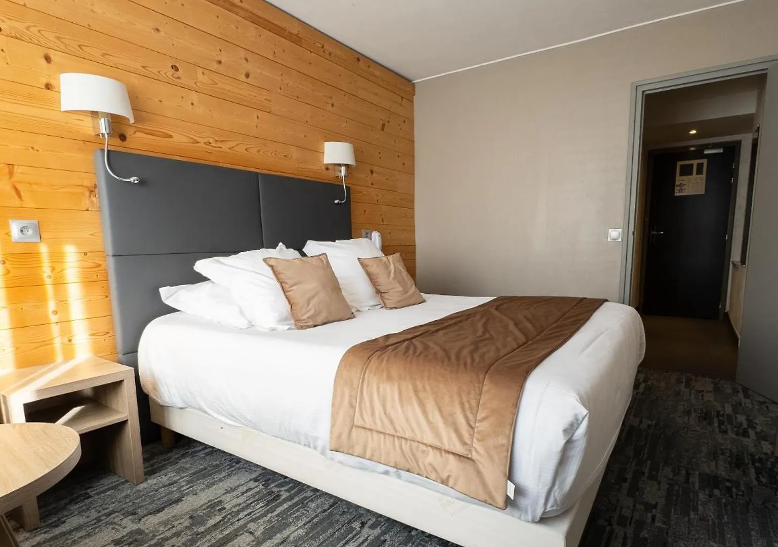 Hotel Vauban Briancon Serre Chevalier 3*, Μπριανσόν